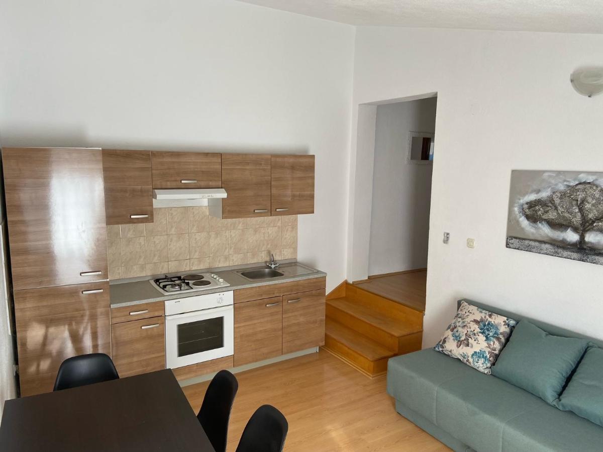 Apartman Polegubic บีโอกราดนาโมรู ภายนอก รูปภาพ