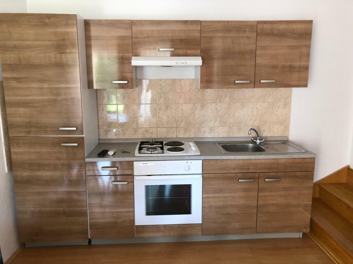 Apartman Polegubic บีโอกราดนาโมรู ภายนอก รูปภาพ